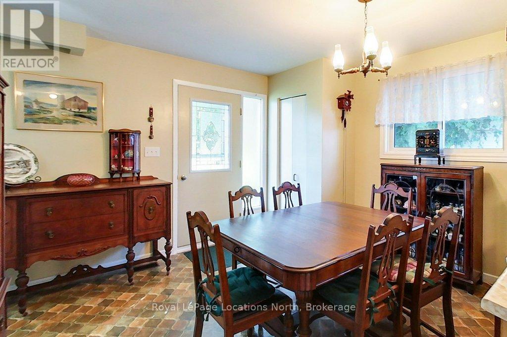 151 Gardiner Street, Meaford, ON - Indoor Photo Showing Dining Room