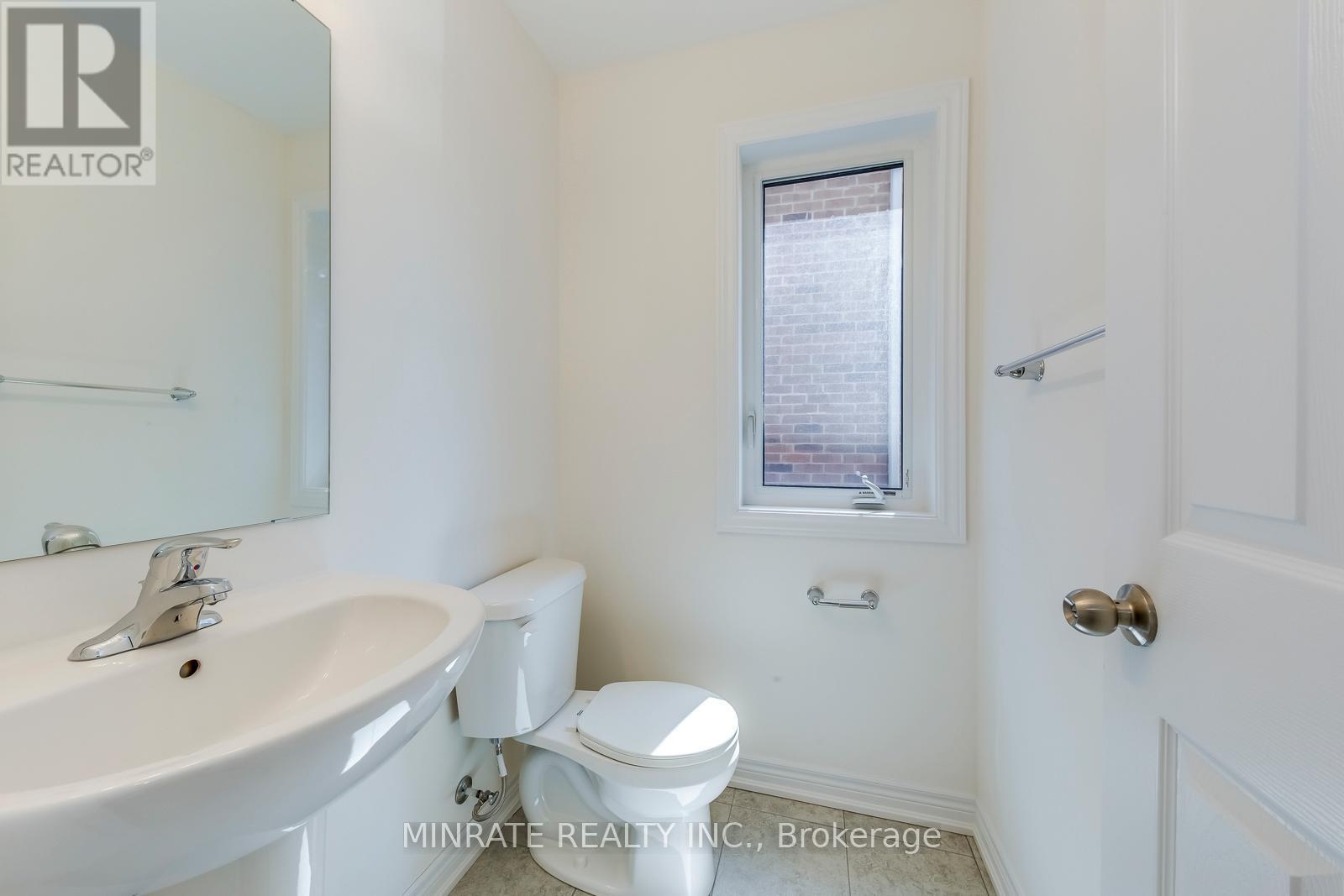 3139 Goodyear Road, Burlington, ON - Indoor Photo Showing Bathroom