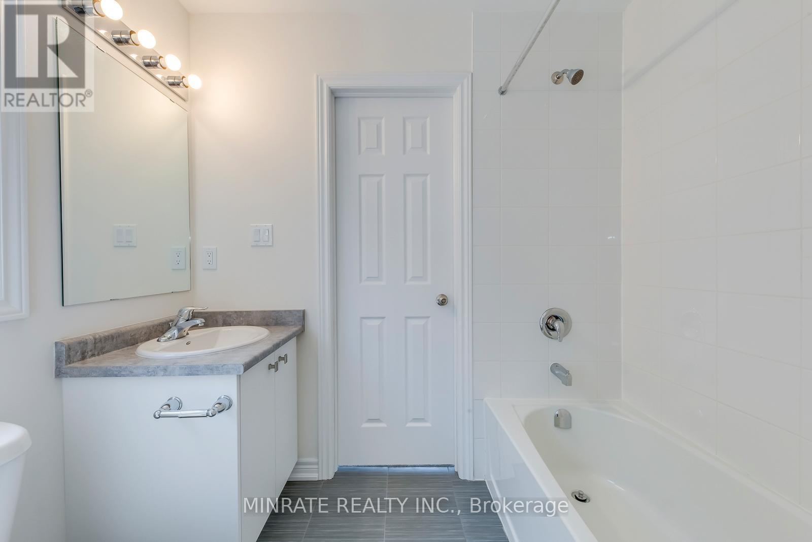 3139 Goodyear Road, Burlington, ON - Indoor Photo Showing Bathroom