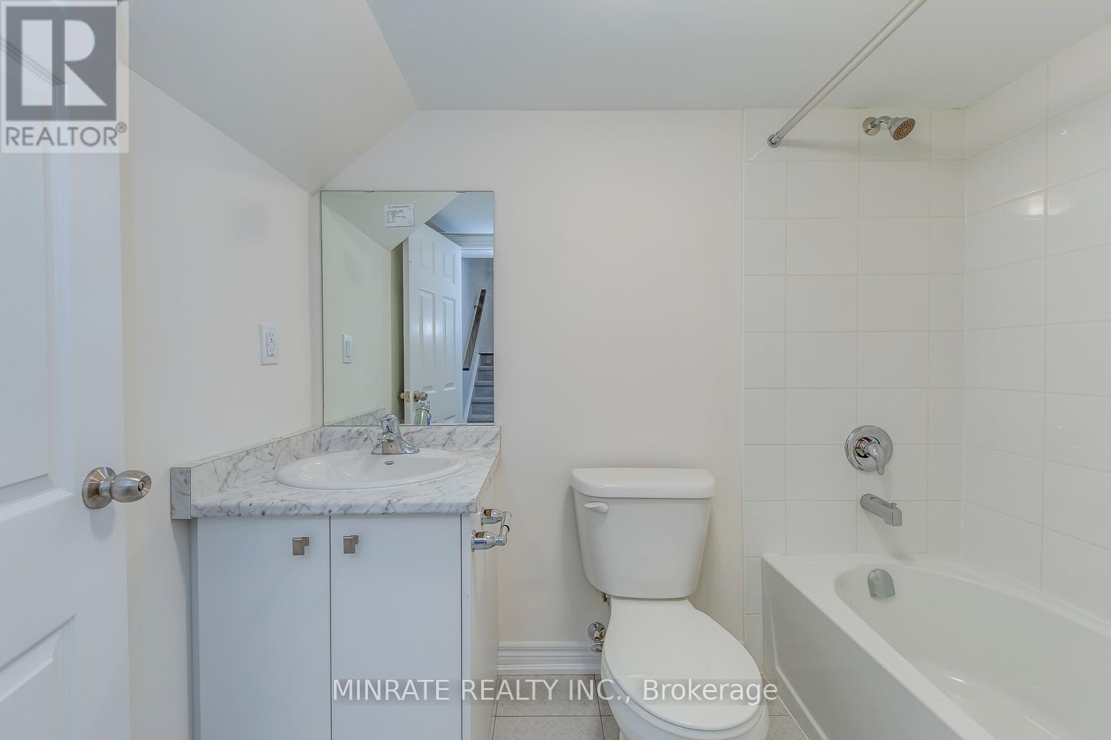 3139 Goodyear Road, Burlington, ON - Indoor Photo Showing Bathroom