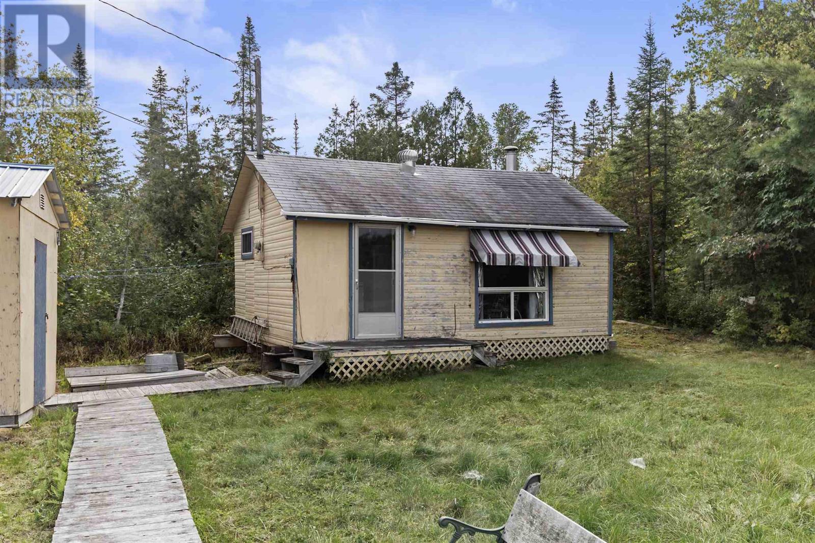 Pcl 332 Sec Aws Upper Island Lake, Heyden, ON - Outdoor