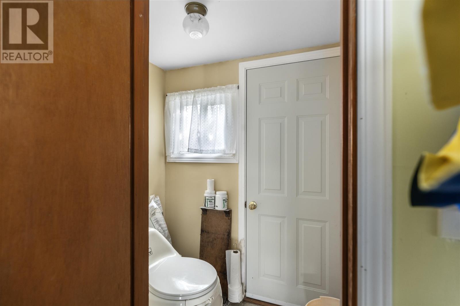 Pcl 332 Sec Aws Upper Island Lake, Heyden, ON - Indoor Photo Showing Bathroom