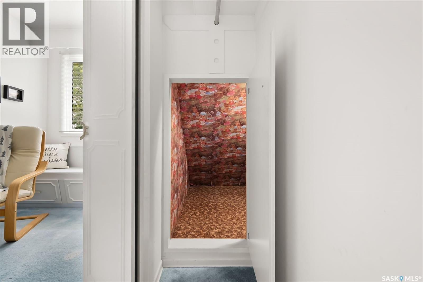 70 Lowry Place, Regina, SK - Indoor Photo Showing Other Room