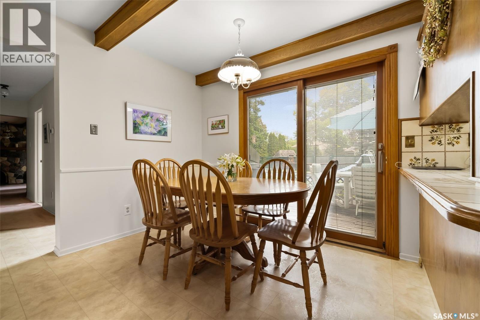70 Lowry Place, Regina, SK - Indoor Photo Showing Dining Room