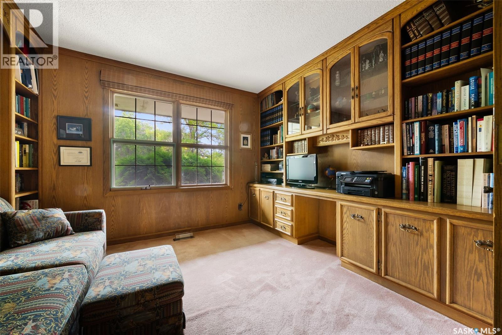 70 Lowry Place, Regina, SK - Indoor Photo Showing Office