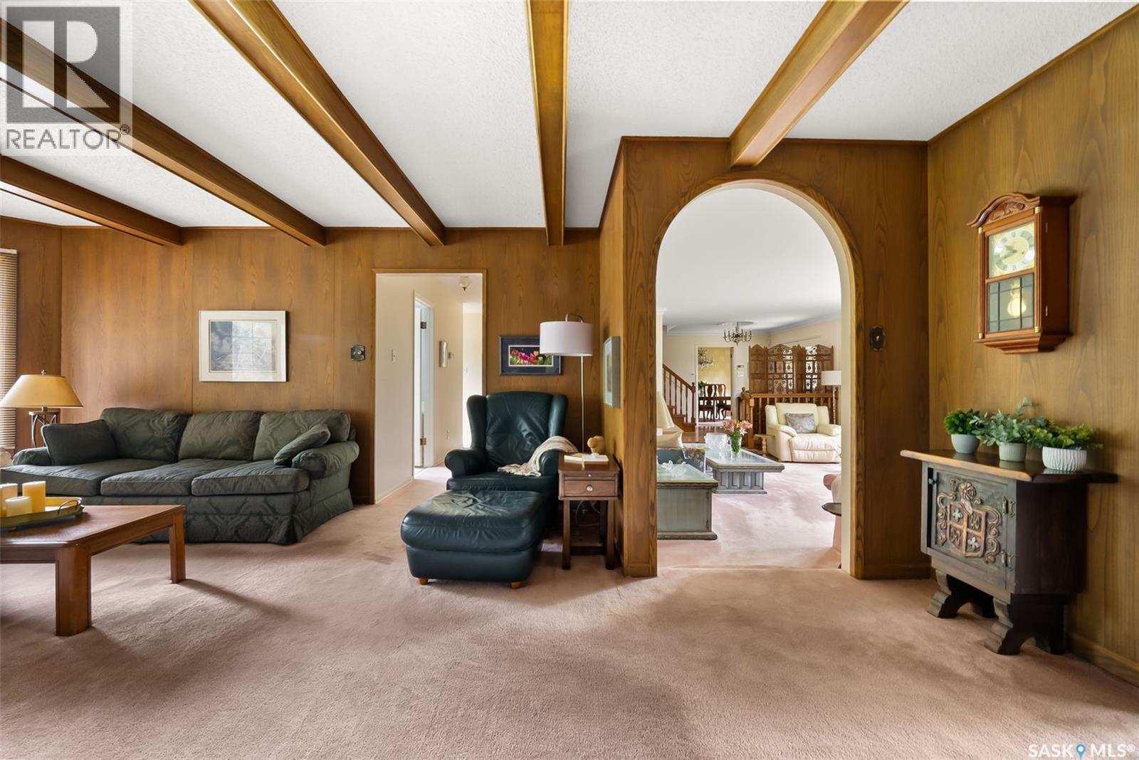 70 Lowry Place, Regina, SK - Indoor Photo Showing Living Room