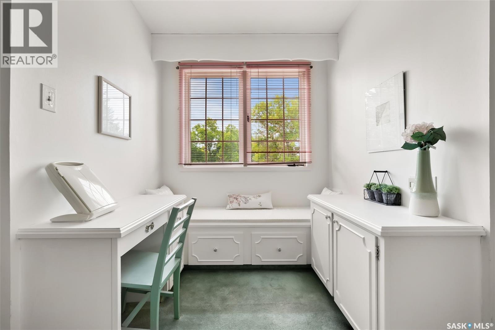 70 Lowry Place, Regina, SK - Indoor