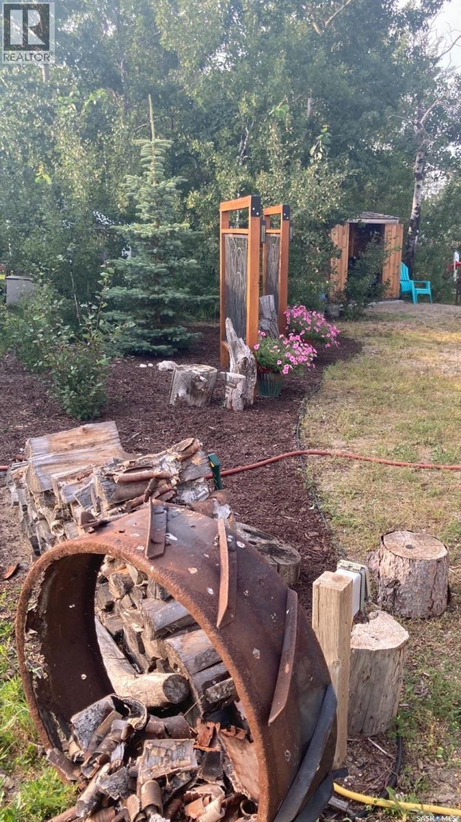 307 Travis Avenue, Fishing Lake, SK