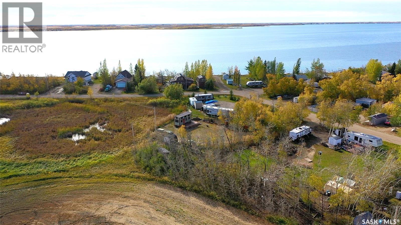 307 Travis Avenue, Fishing Lake, SK