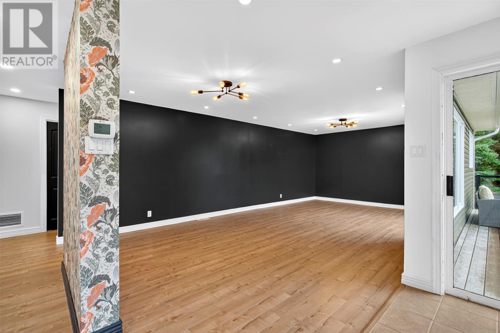 551 Main Road, Whitbourne, NL - Indoor Photo Showing Other Room