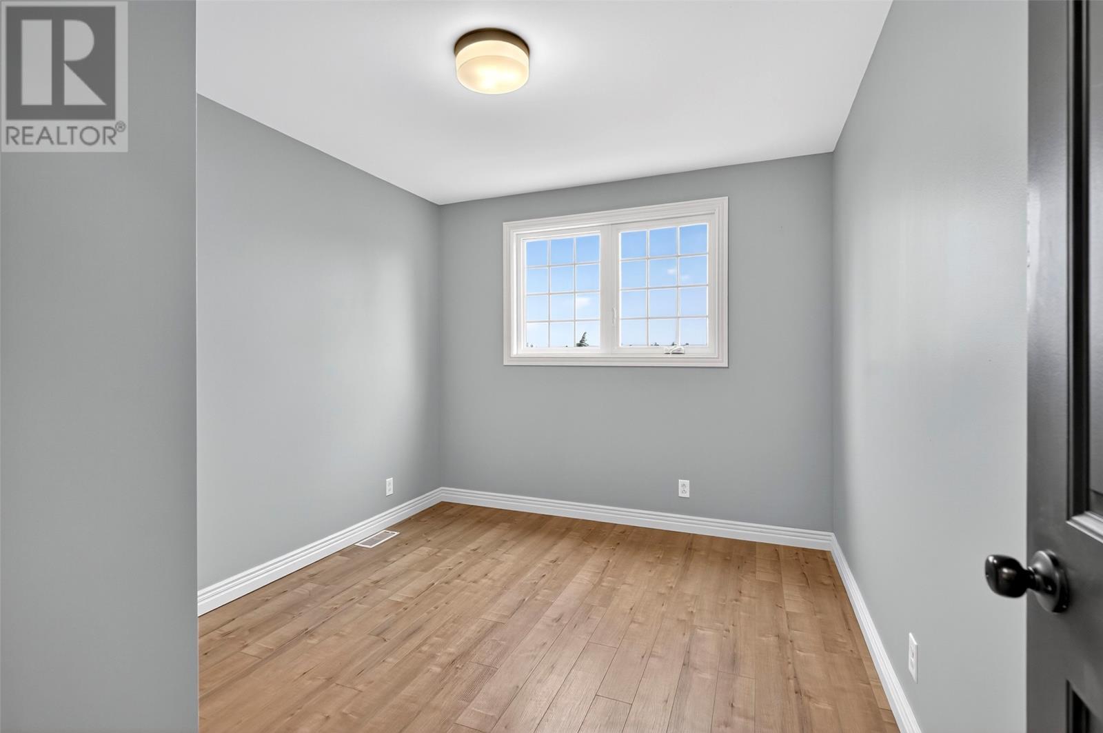 551 Main Road, Whitbourne, NL - Indoor Photo Showing Other Room