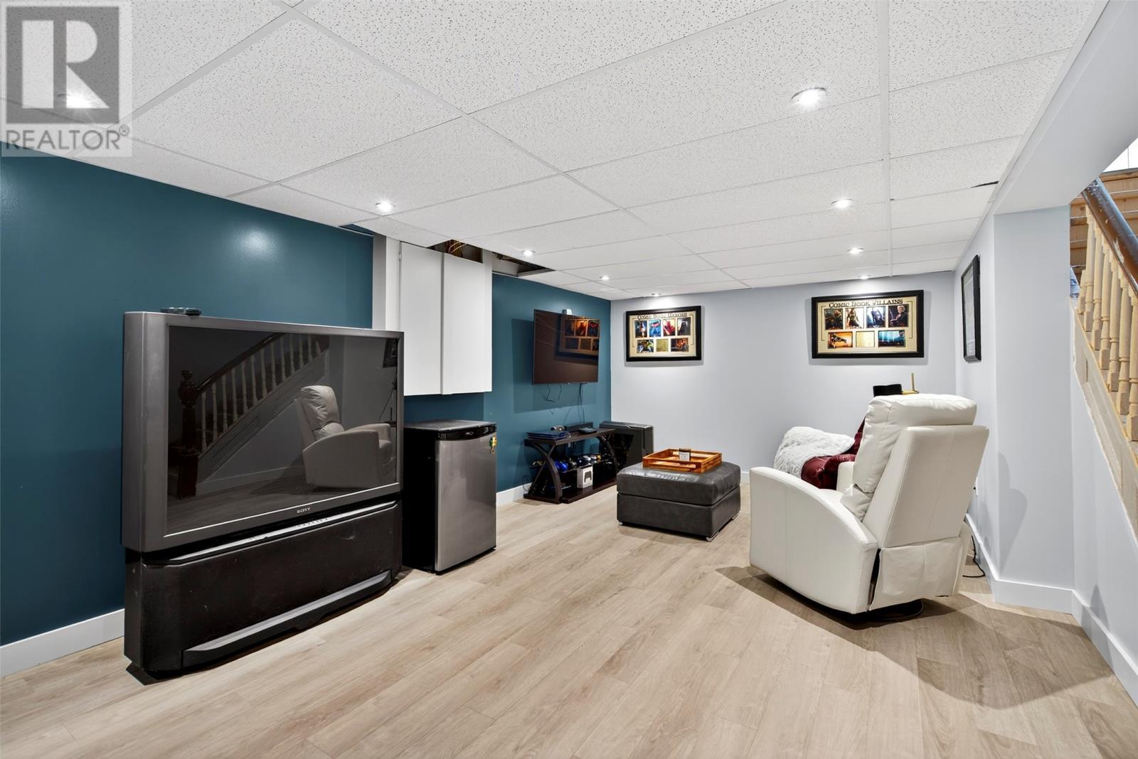 551 Main Road, Whitbourne, NL - Indoor