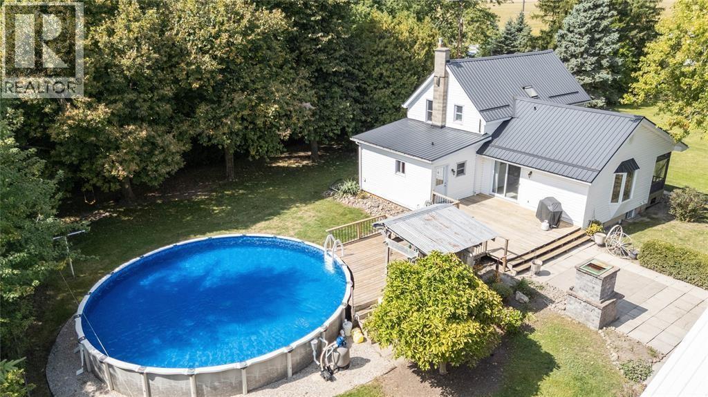 5459 Confederation Line, Plympton-Wyoming, ON