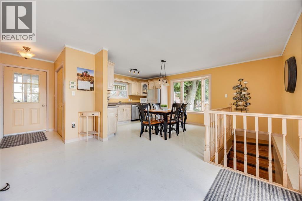 5459 Confederation Line, Plympton-Wyoming, ON