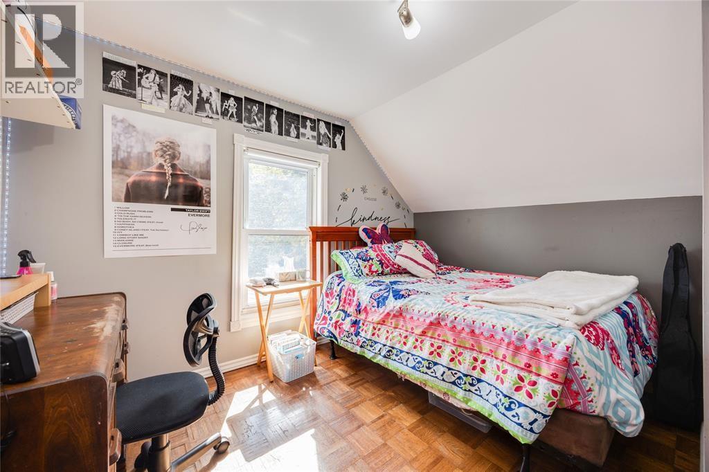 5459 Confederation Line, Plympton-Wyoming, ON