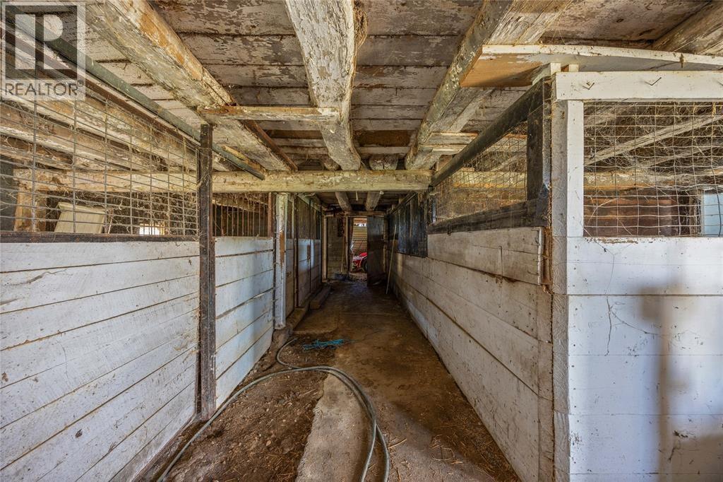 5459 Confederation Line, Plympton-Wyoming, ON