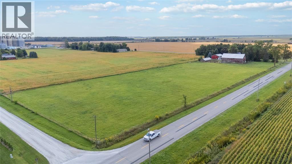 5459 Confederation Line, Plympton-Wyoming, ON