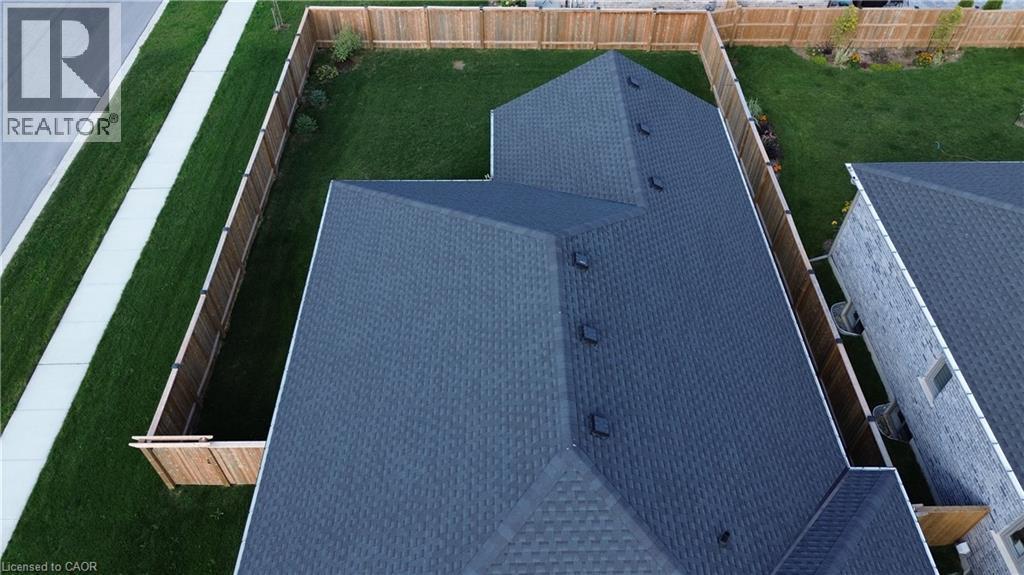 1095 Kincaid Street, Listowel, ON - Outdoor