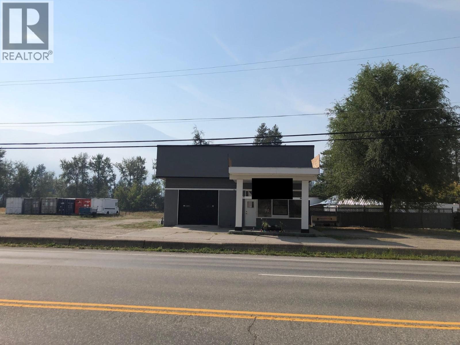 6401 Highway 3, Grand Forks, BC