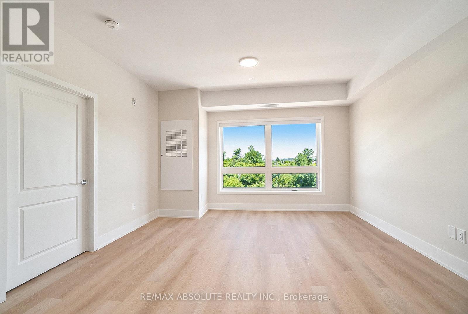 210 - 12 Thomas Street S, Arnprior, ON