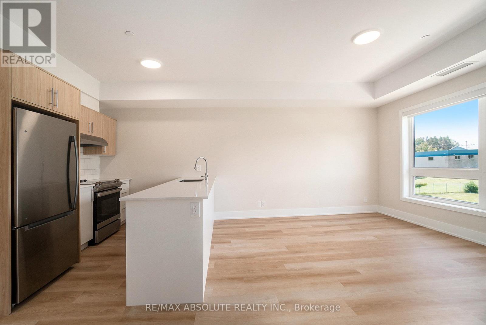 210 - 12 Thomas Street S, Arnprior, ON