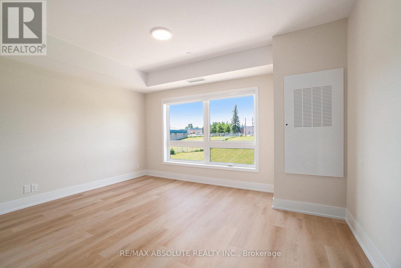 210 - 12 Thomas Street S, Arnprior, ON