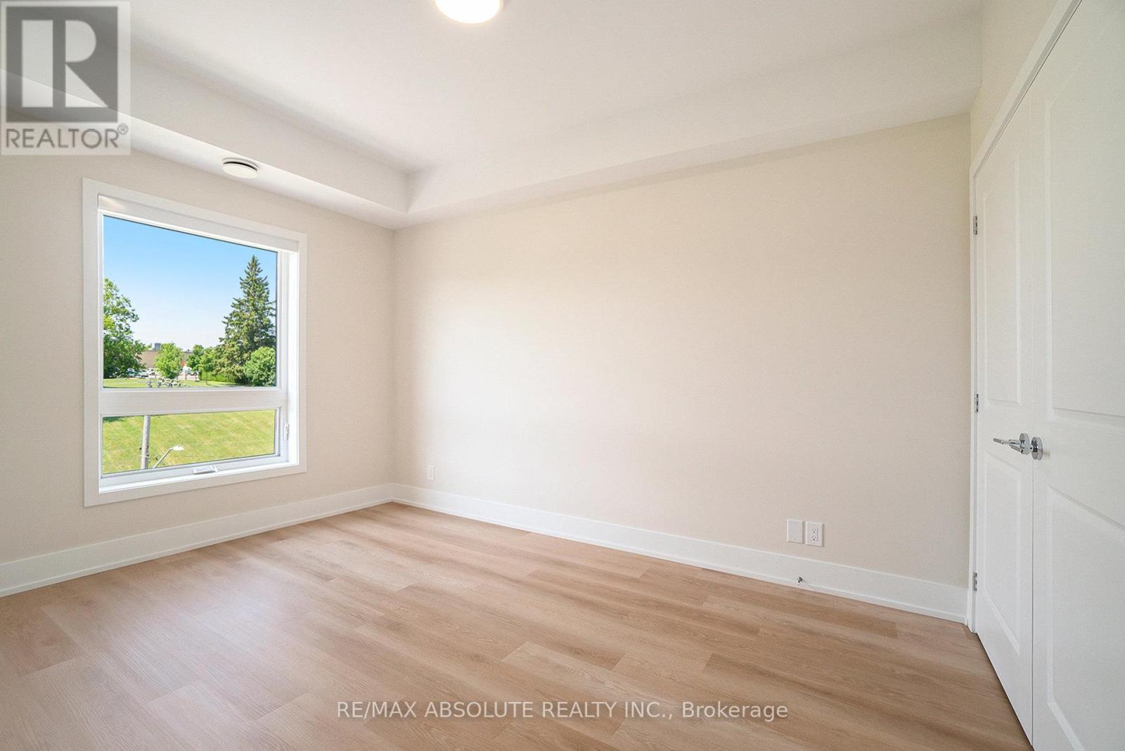 210 - 12 Thomas Street S, Arnprior, ON