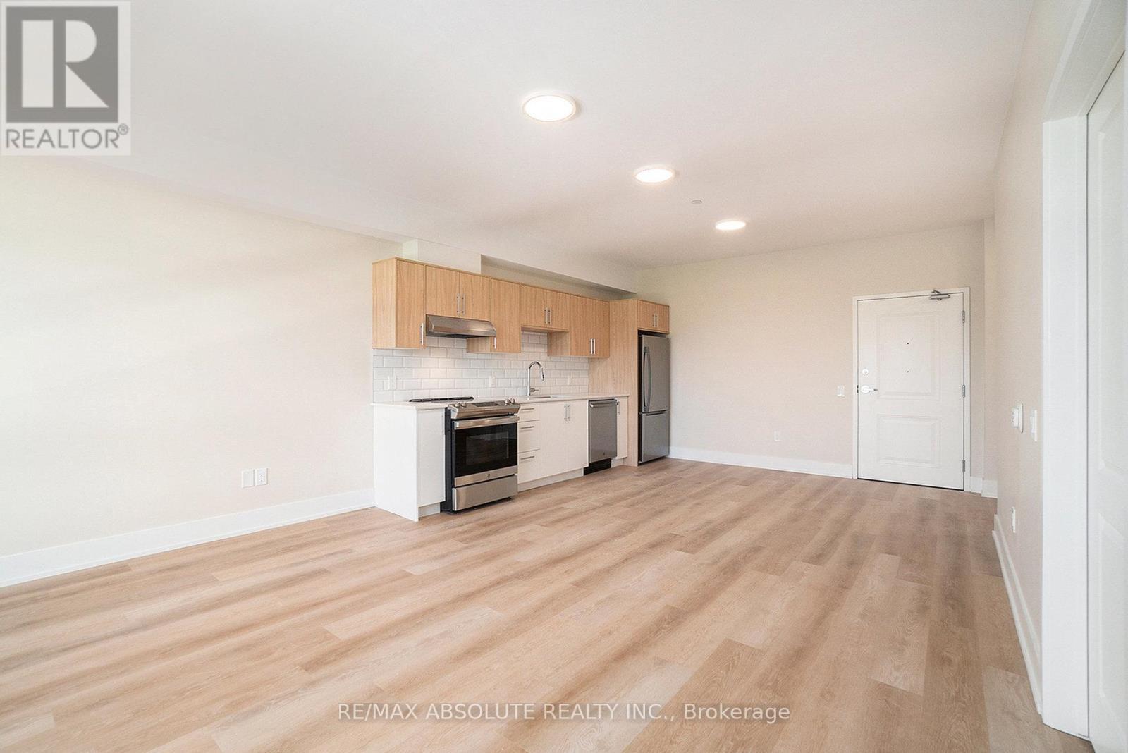 210 - 12 Thomas Street S, Arnprior, ON