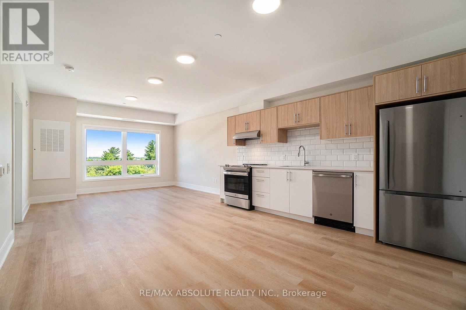 210 - 12 Thomas Street S, Arnprior, ON