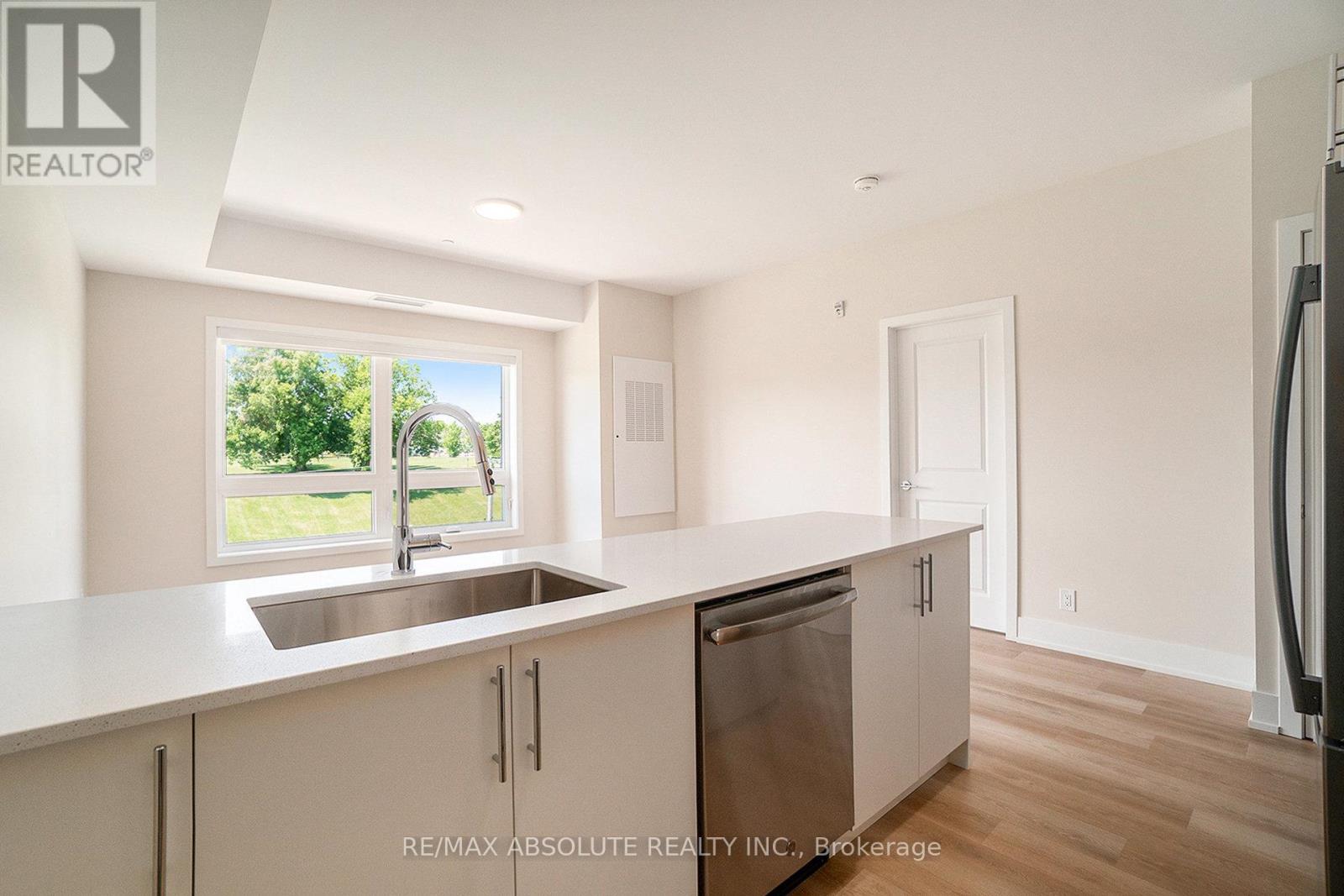 210 - 12 Thomas Street S, Arnprior, ON