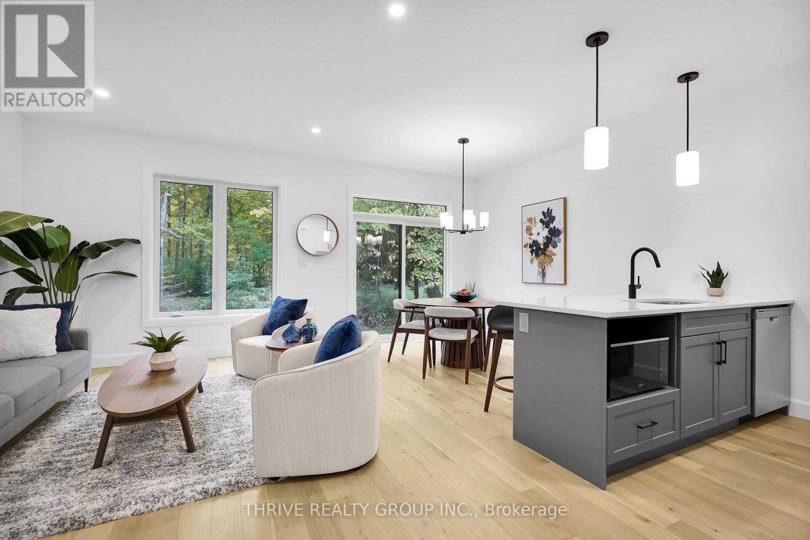 10 - 279 Hill Street, Central Elgin, ON