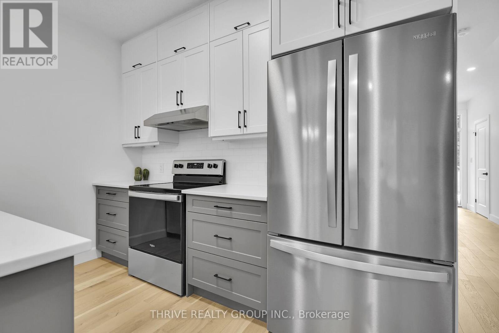 10 - 279 Hill Street, Central Elgin, ON