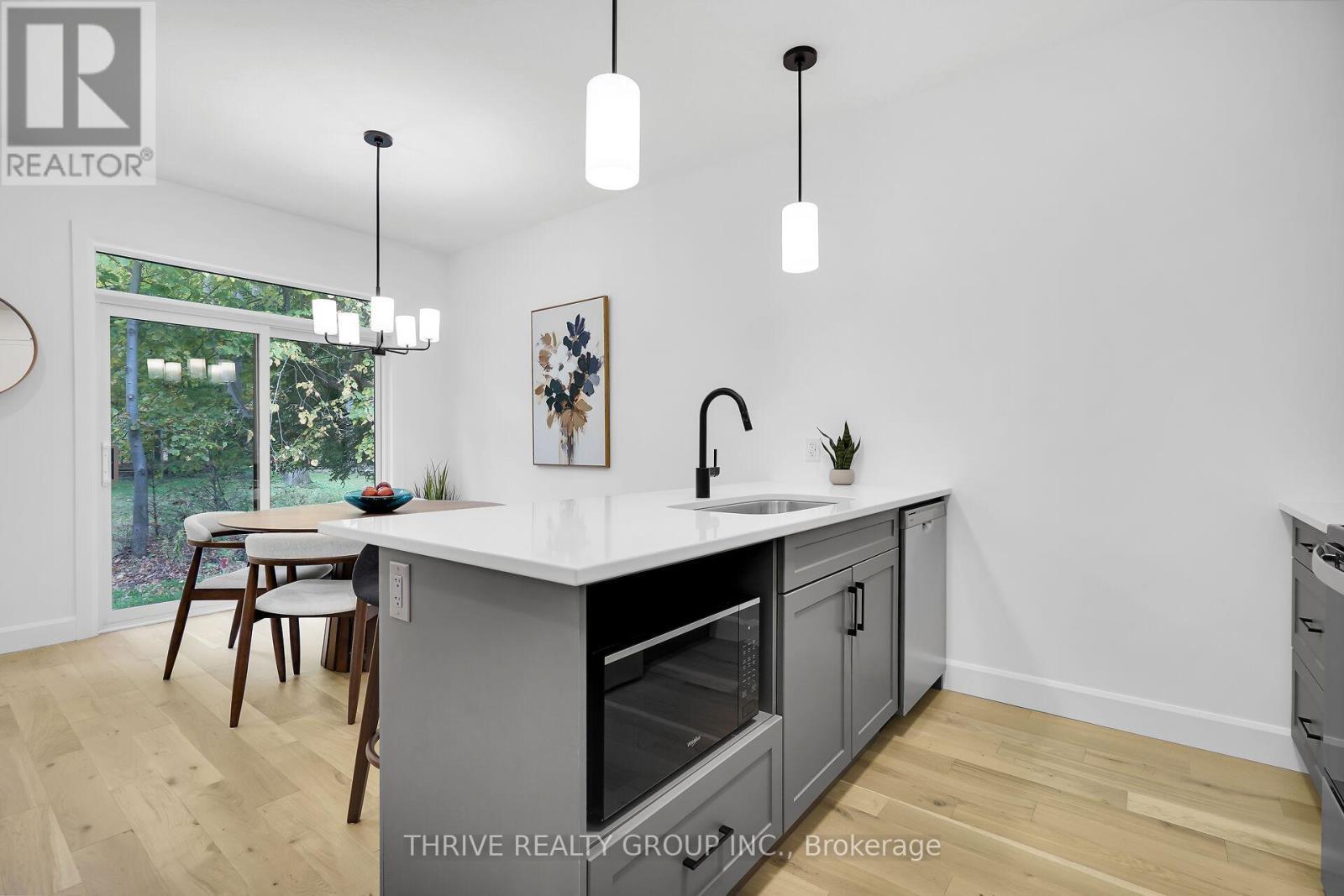 10 - 279 Hill Street, Central Elgin, ON