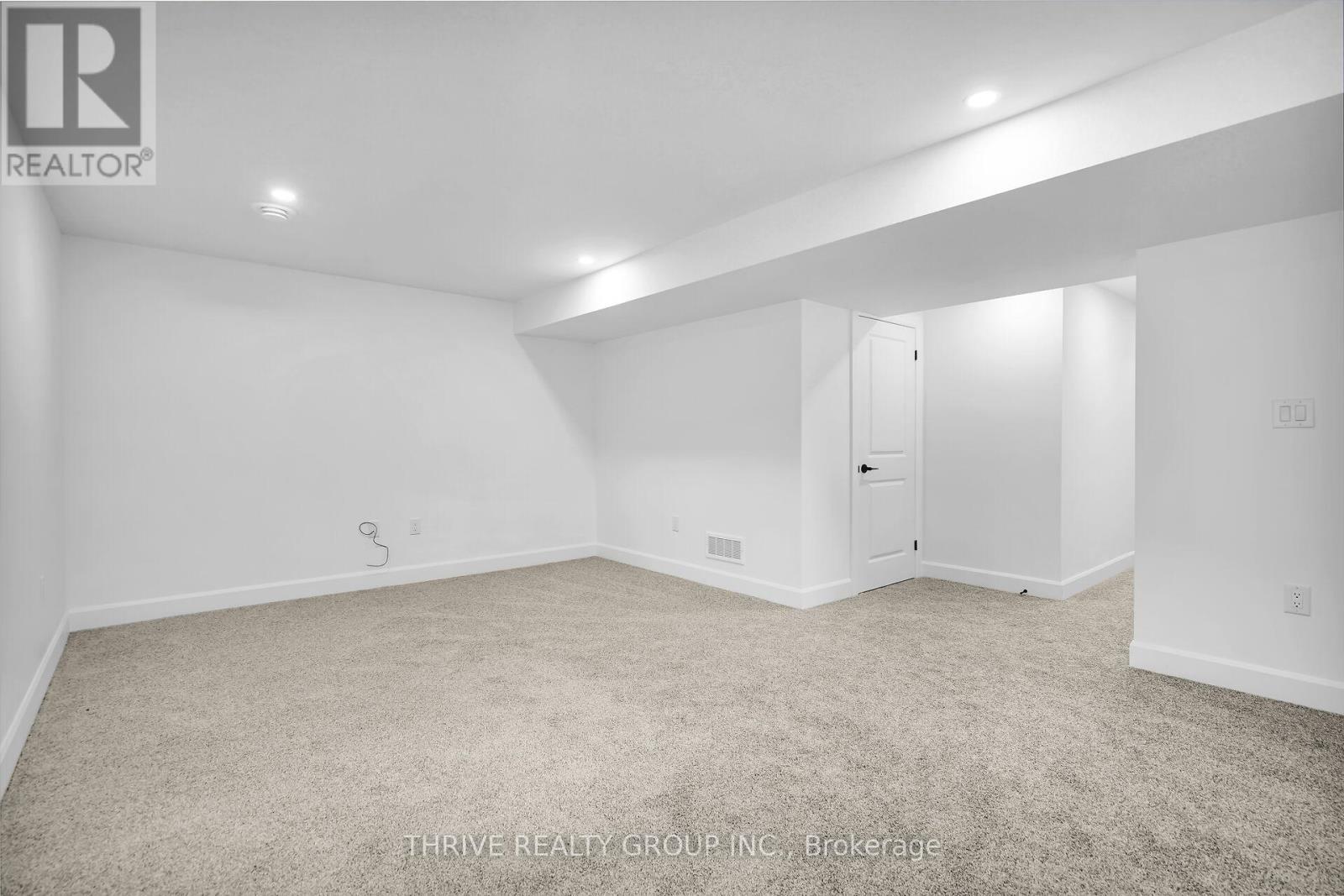 10 - 279 Hill Street, Central Elgin, ON