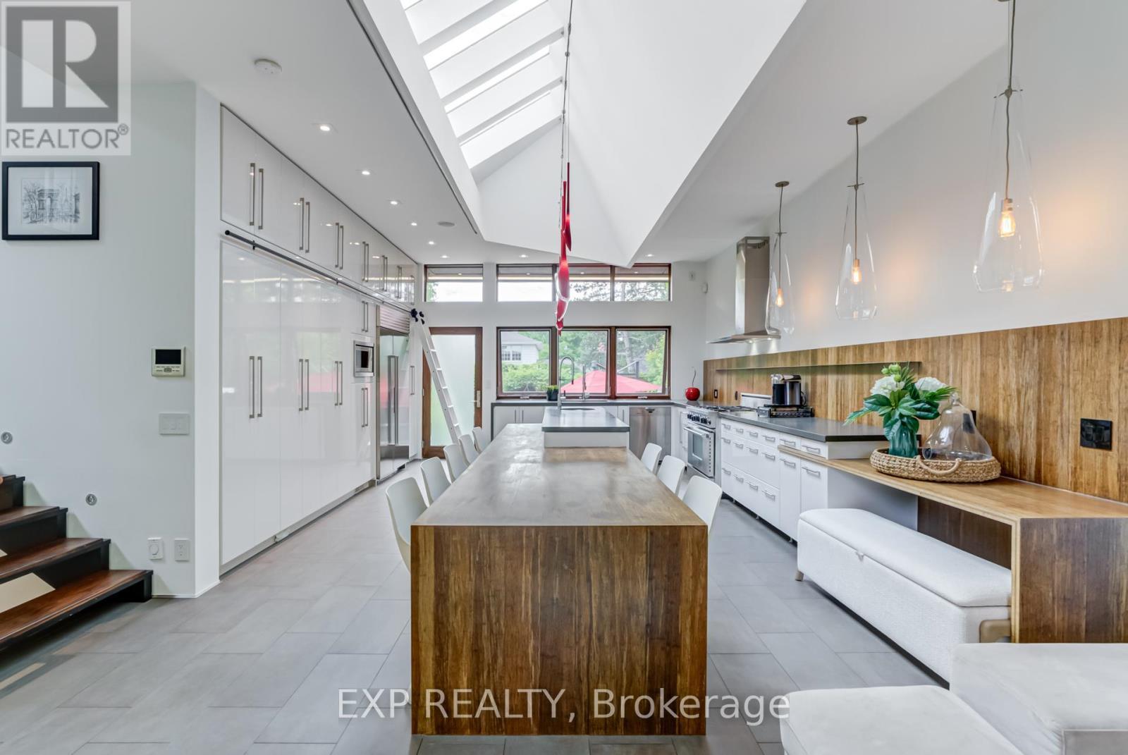 26 Richmond Drive, Brampton, ON - Indoor