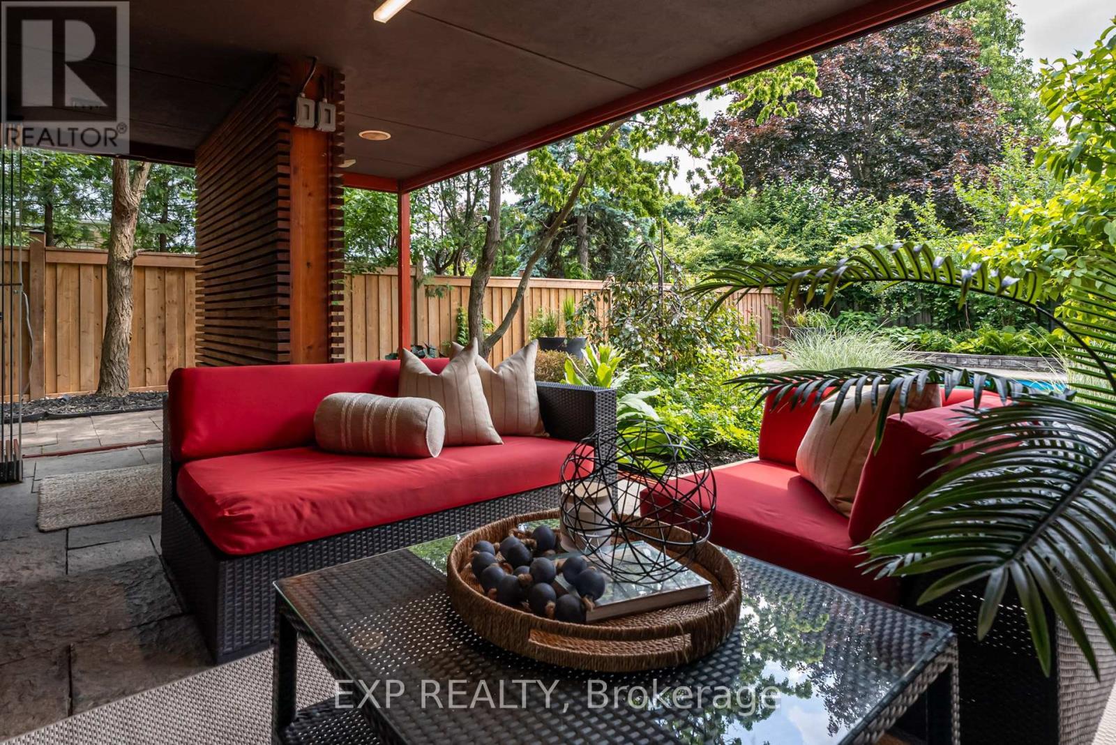 26 Richmond Drive, Brampton, ON - Outdoor With Deck Patio Veranda