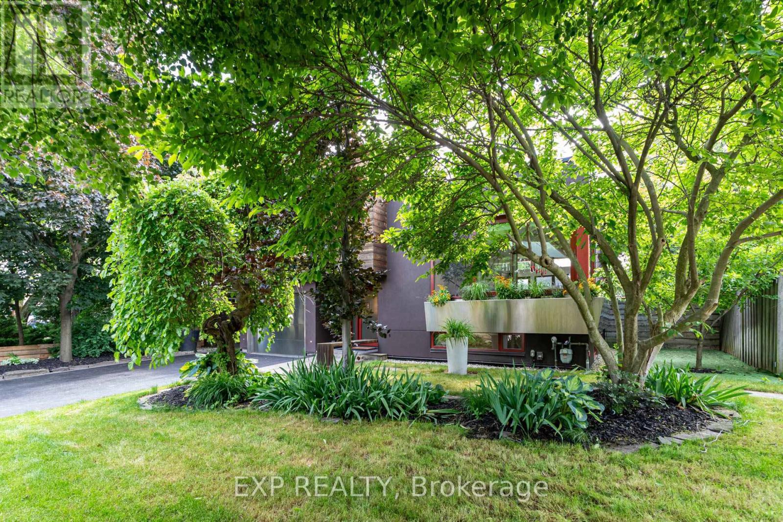 26 Richmond Drive, Brampton, ON - Outdoor