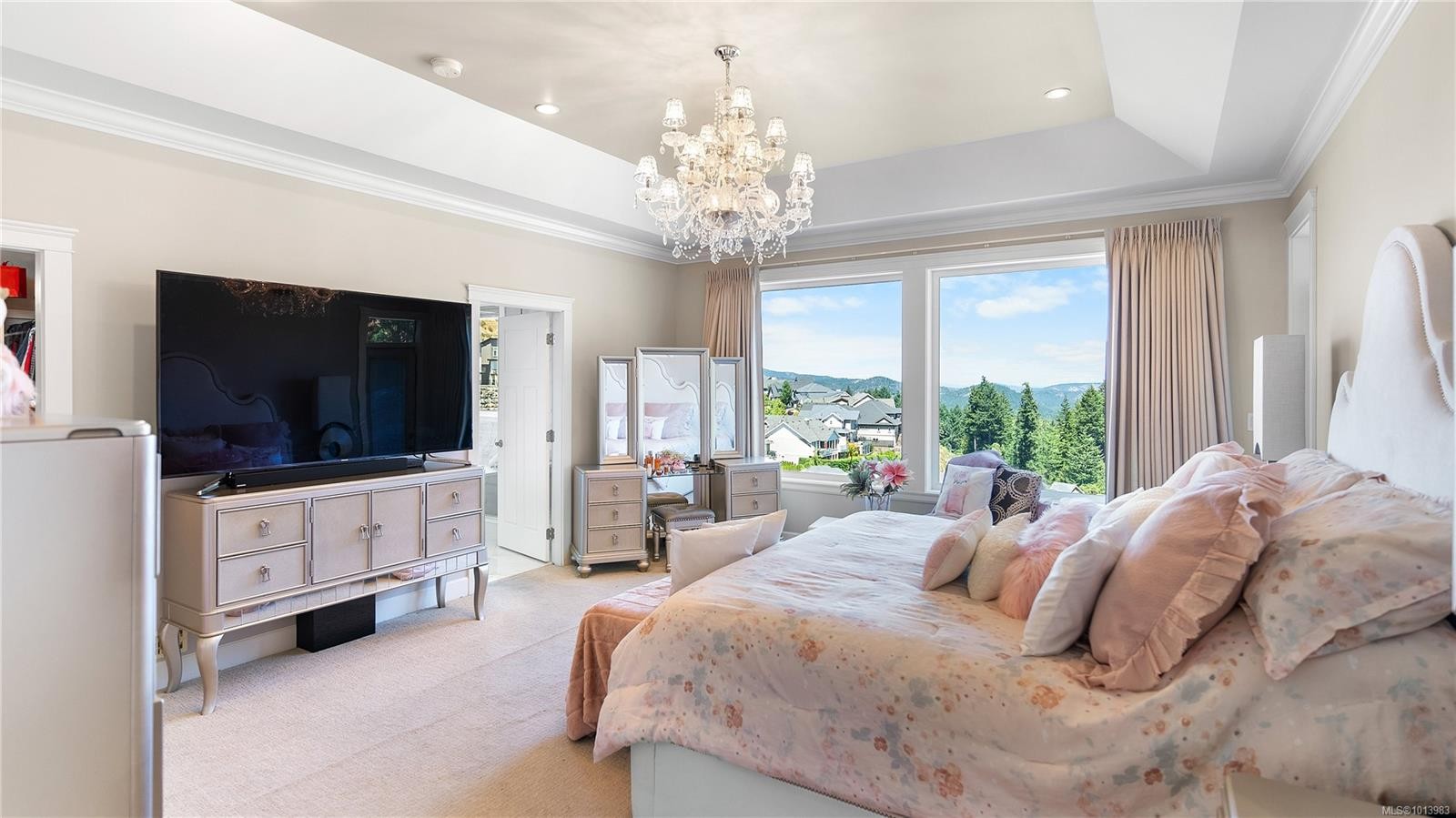 2328 Nicklaus Dr, Langford, BC