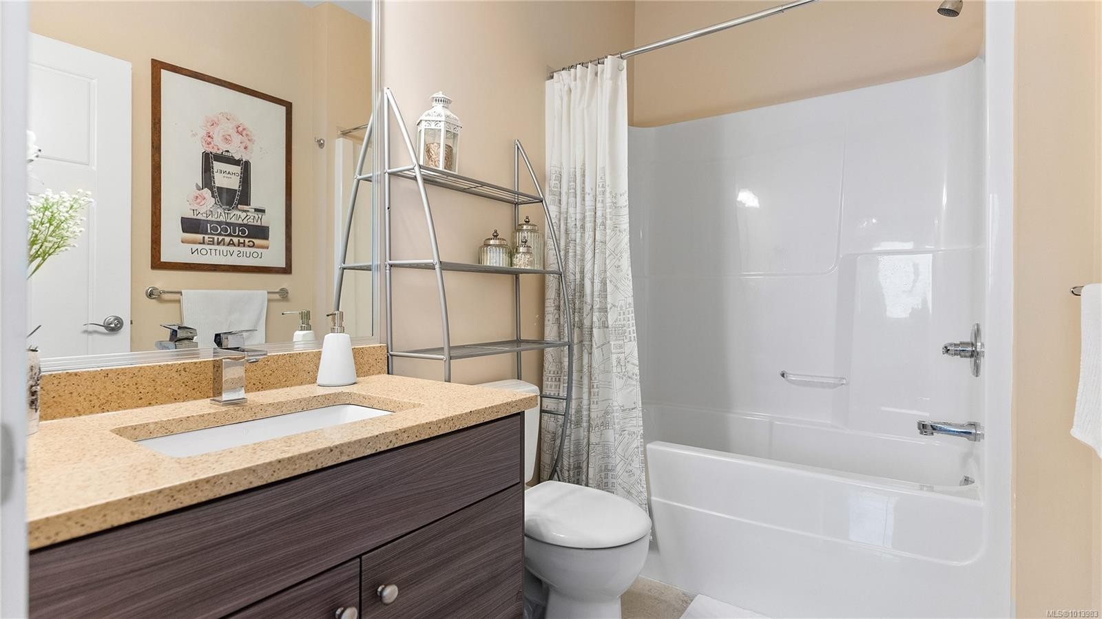 2328 Nicklaus Dr, Langford, BC