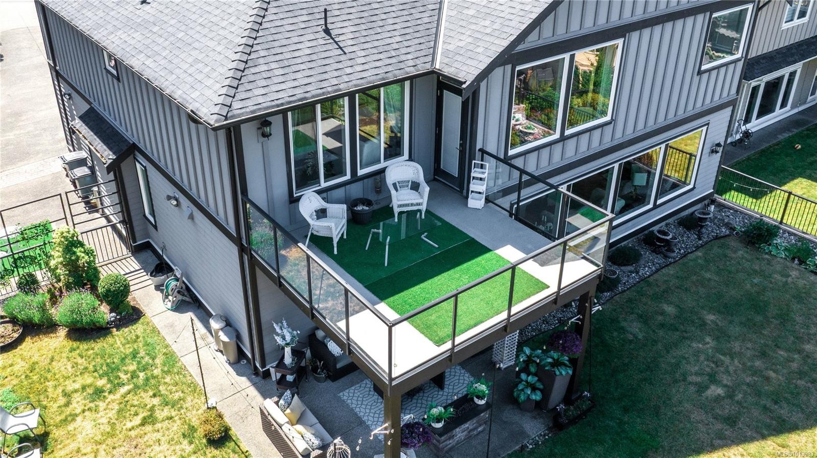 2328 Nicklaus Dr, Langford, BC