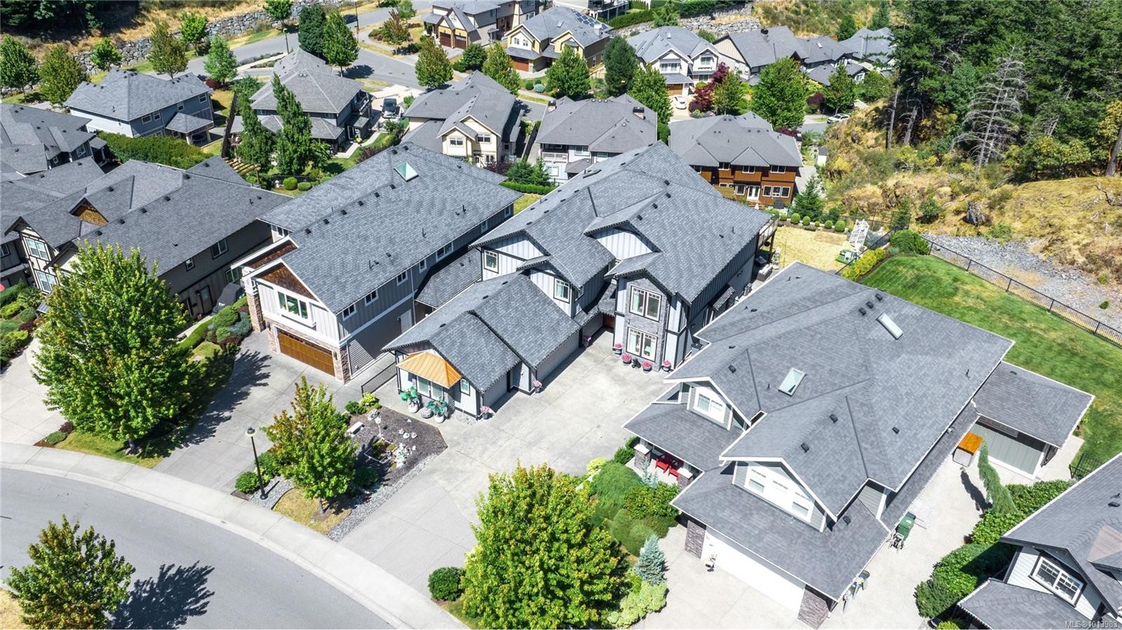 2328 Nicklaus Dr, Langford, BC