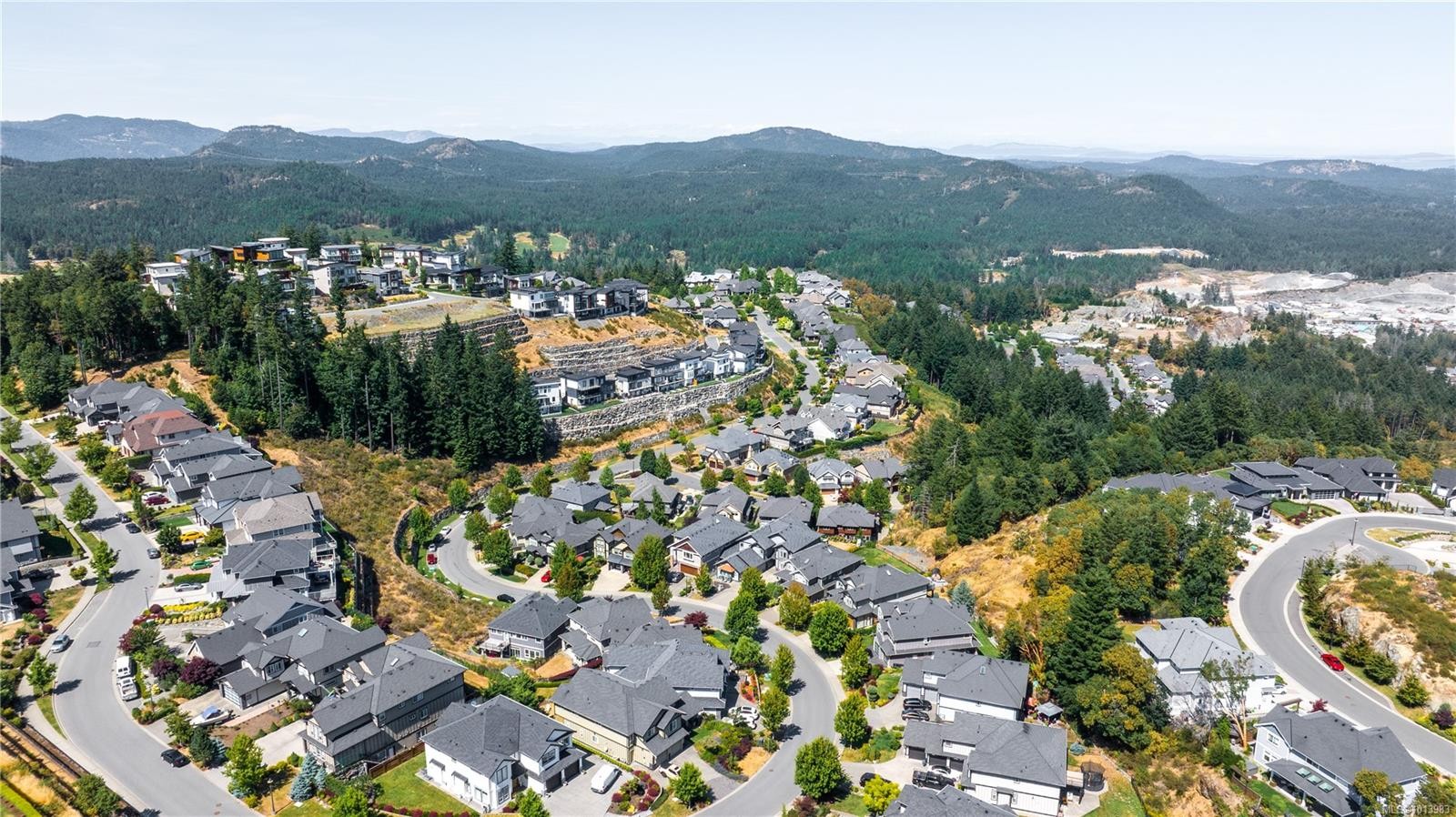 2328 Nicklaus Dr, Langford, BC