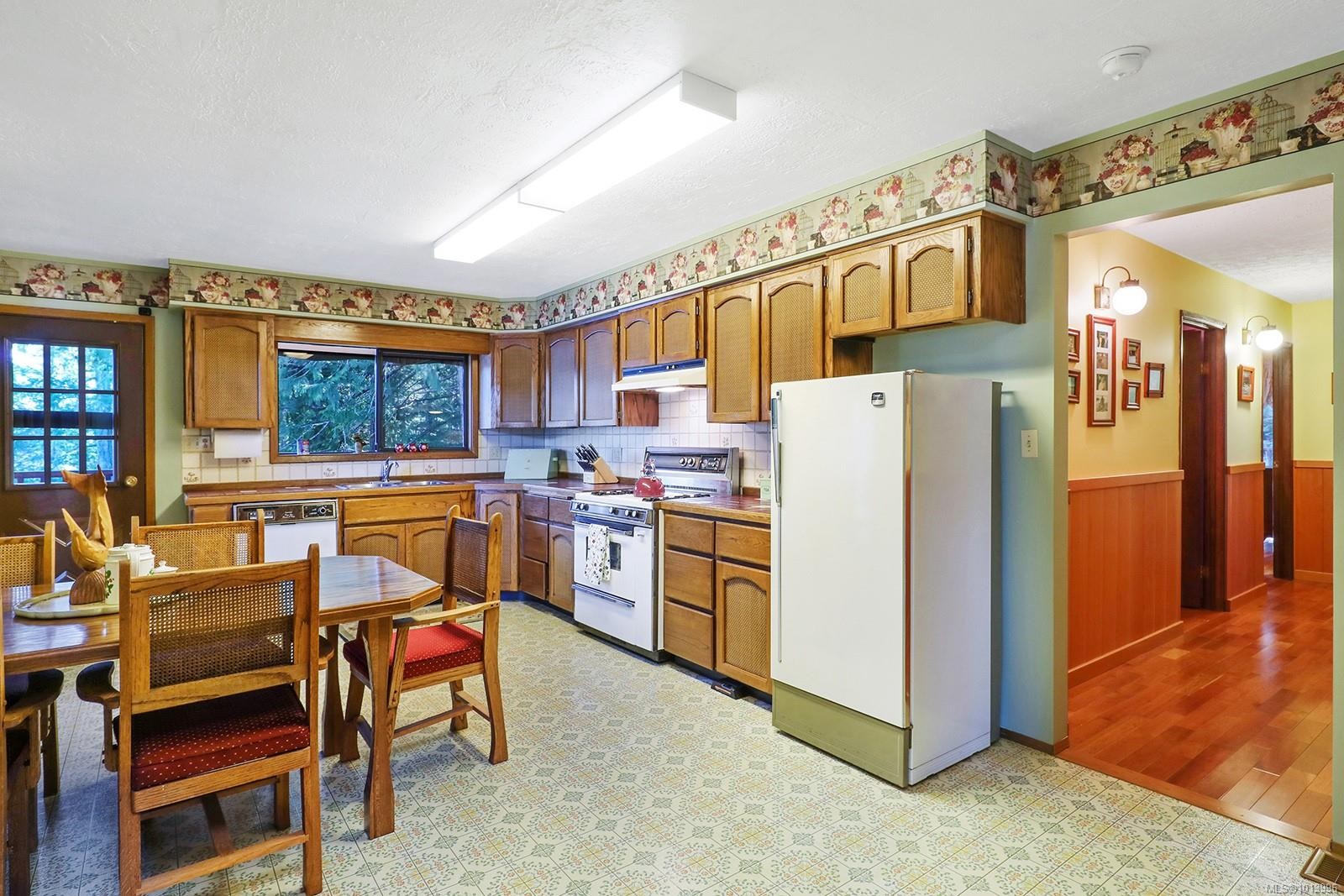 651 Gorge Harbour, Cortes Island, BC