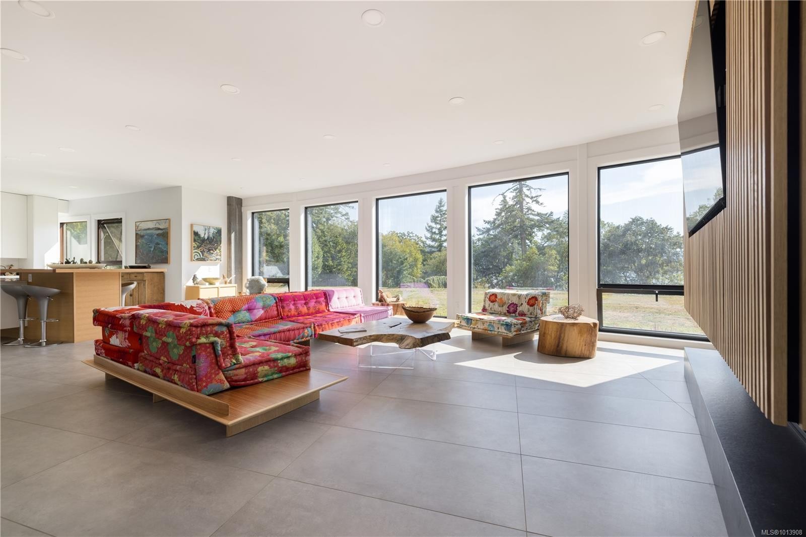 7756 West Saanich Rd, Central Saanich, BC