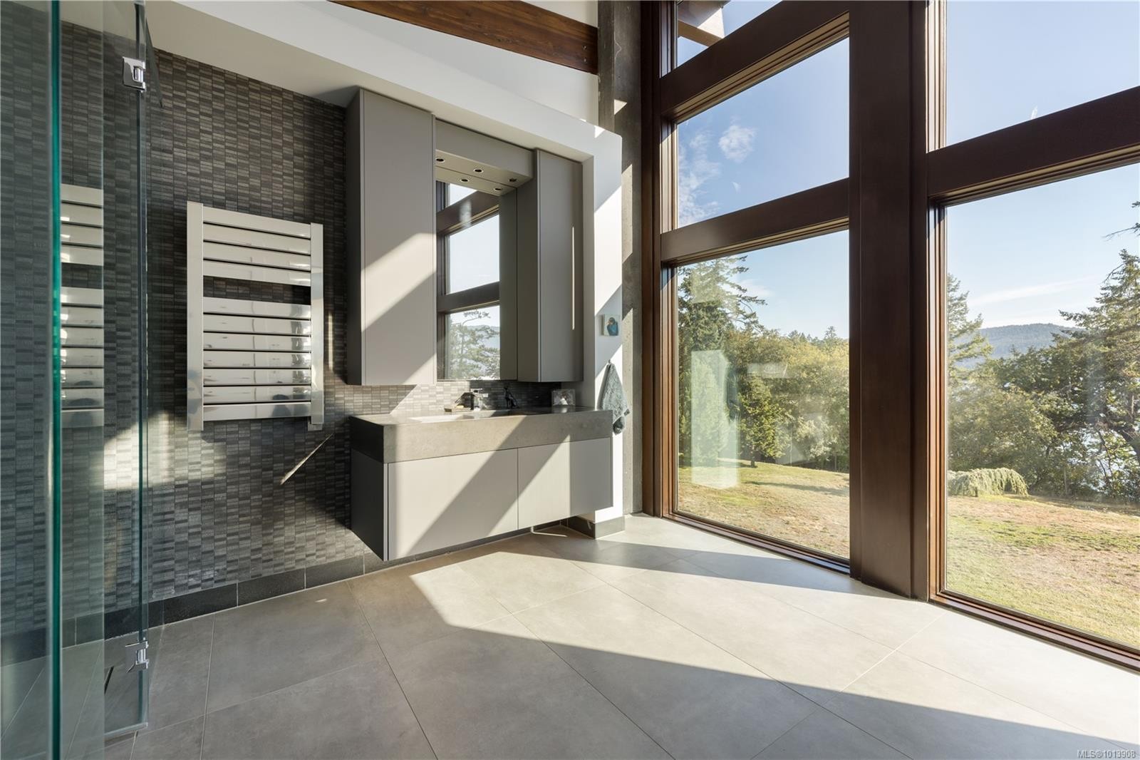 7756 West Saanich Rd, Central Saanich, BC