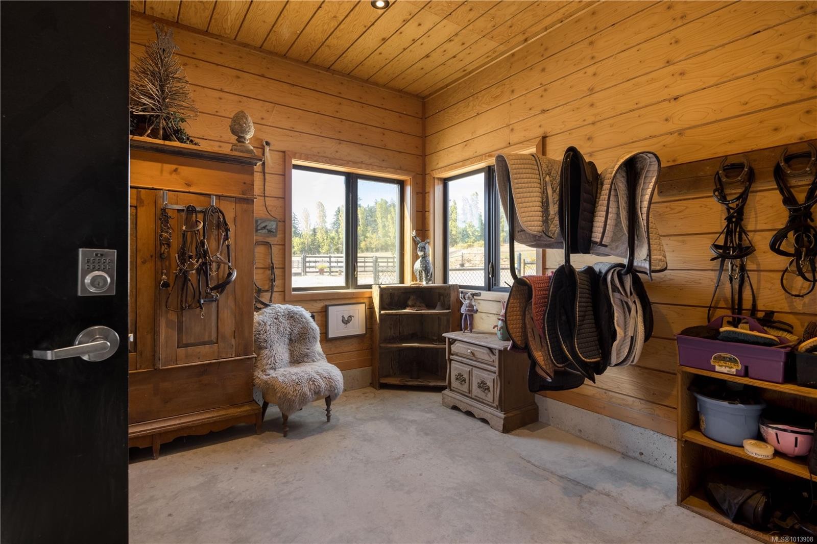 7756 West Saanich Rd, Central Saanich, BC