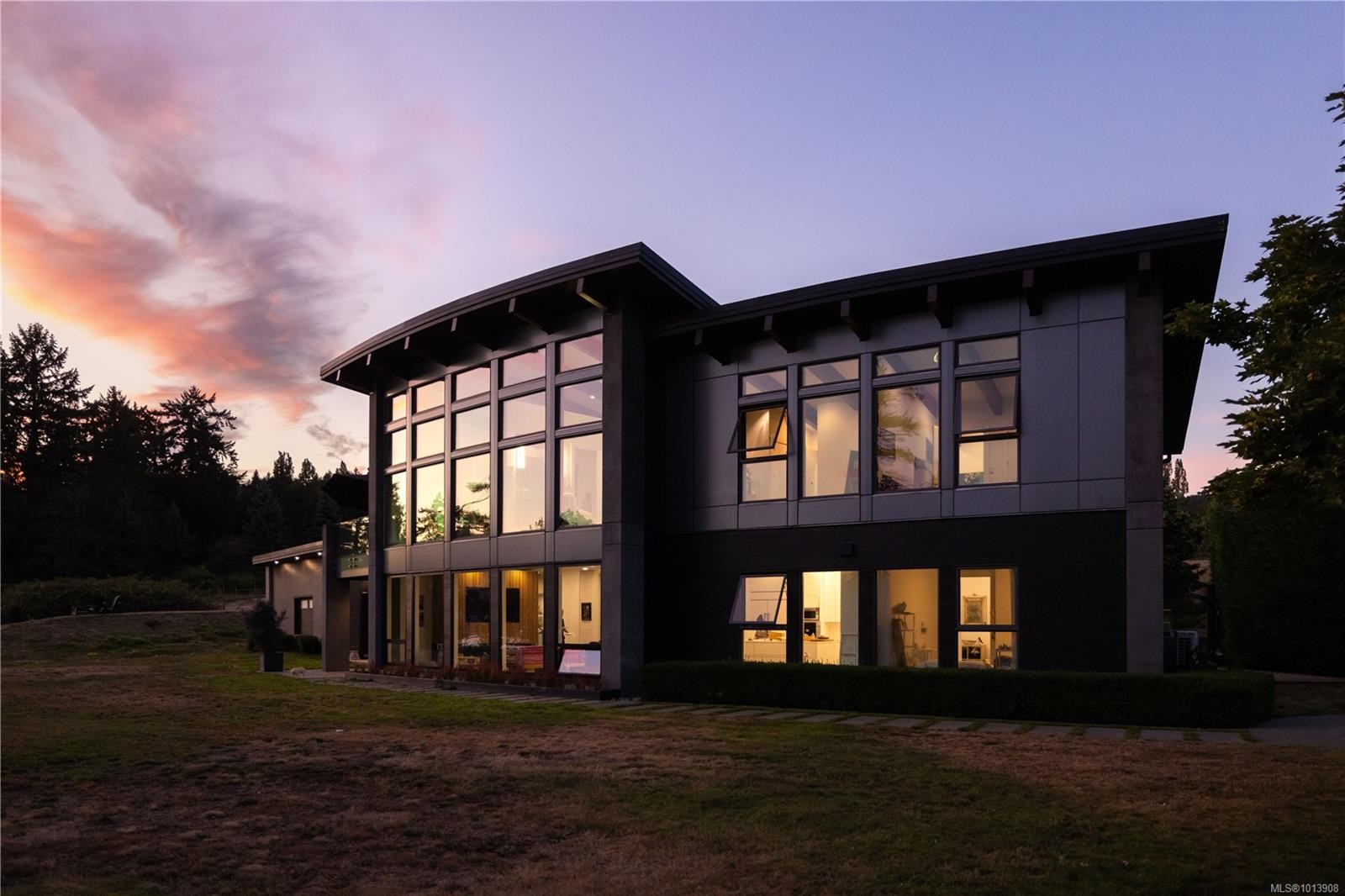 7756 West Saanich Rd, Central Saanich, BC