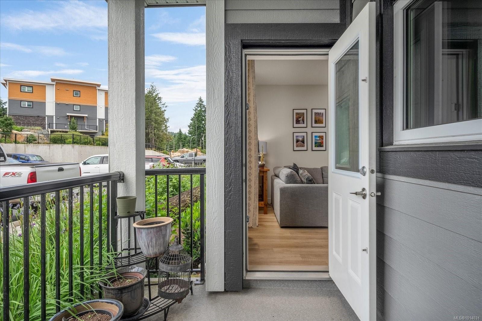 112-4830 Cedar Ridge Pl, Nanaimo, BC - Outdoor With Exterior