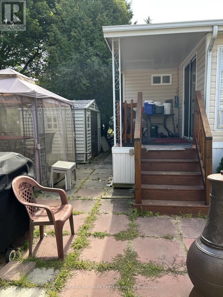 7 Hilltop Drive, Otonabee-South Monaghan, ON - Outdoor With Deck Patio Veranda