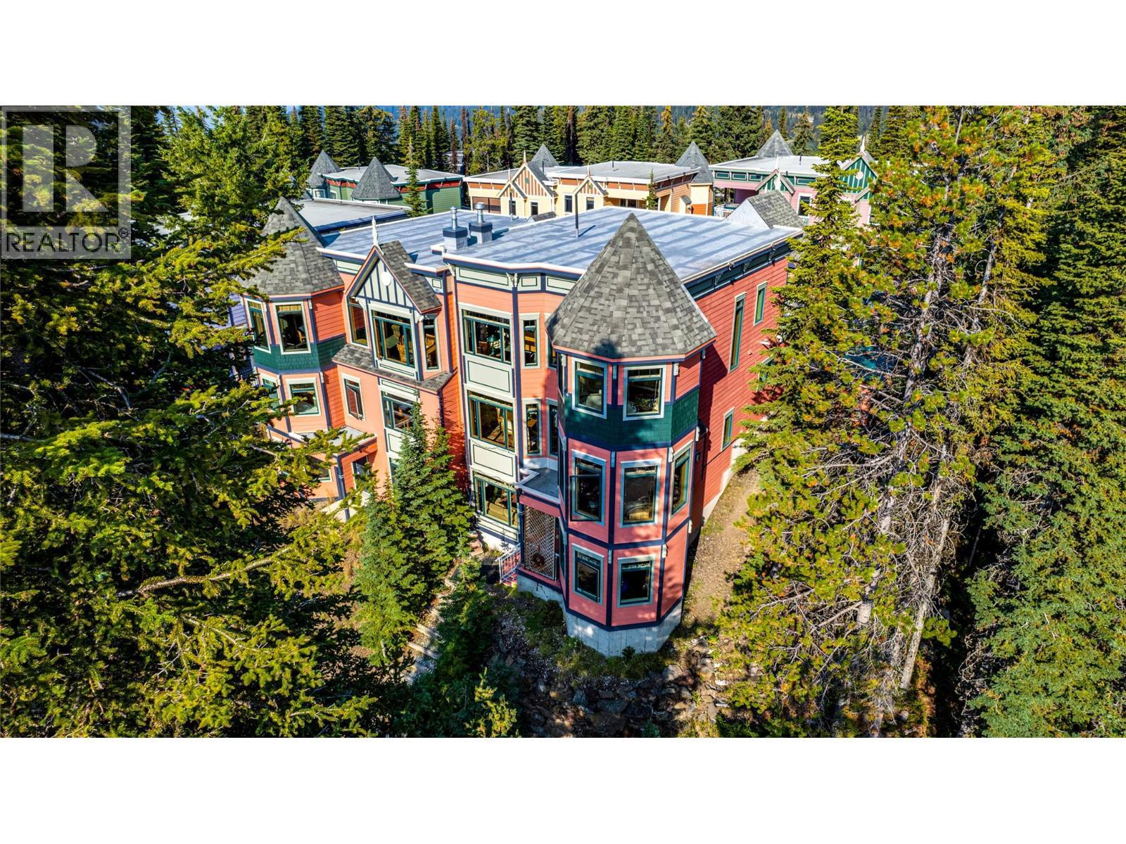 635 Monashee Road Unit# 8, Silver Star, BC - Outdoor